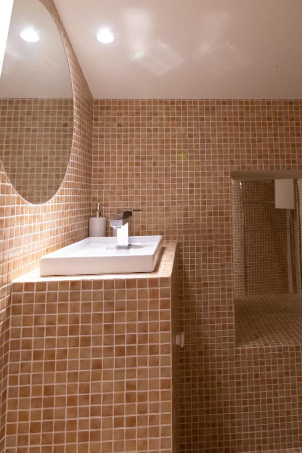 Hypercentre 10 Min De La Gare D'Avignon - Appartement Charmant Et Lumineux المظهر الخارجي الصورة